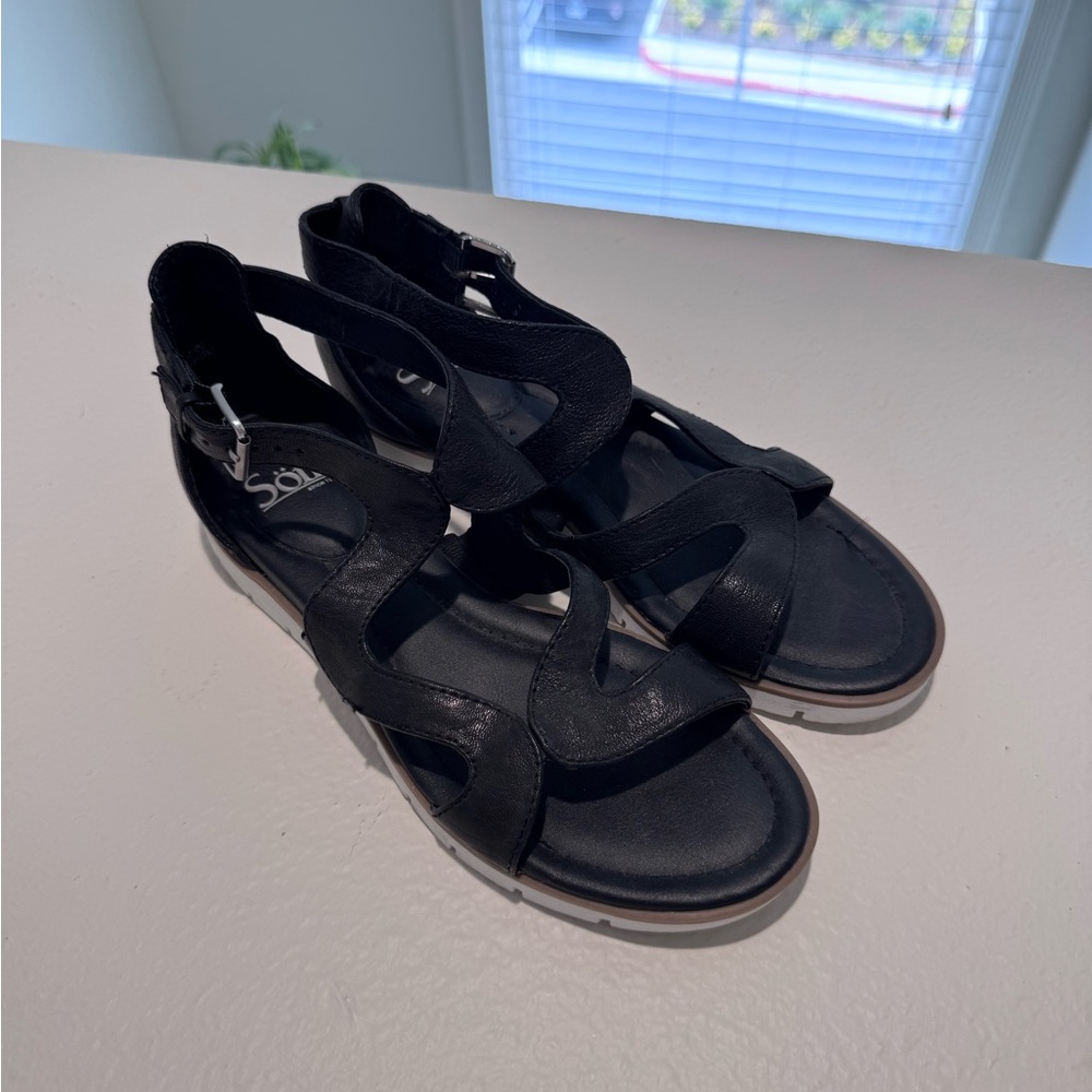 Sofft Black Sandals